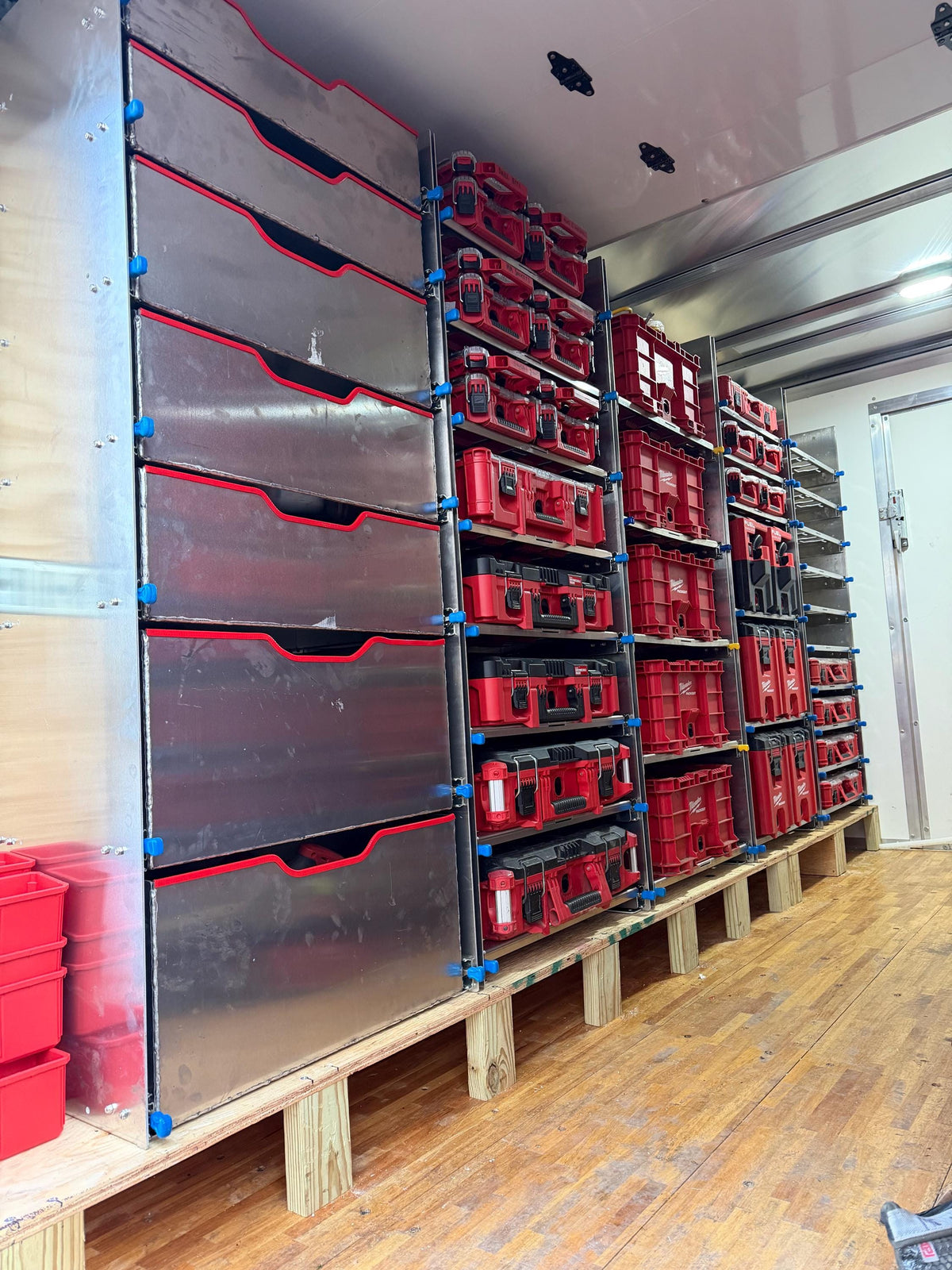 PACKOUT™-Compatible Aluminum Slide-Out Shelf Replacement