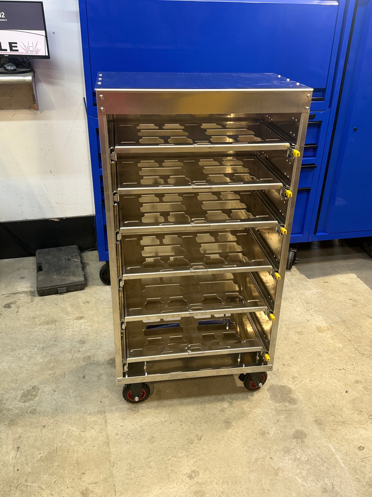 THE ROVER – Mobile Aluminum Tool Rack, Compatible with Milwaukee® PACKOUT™