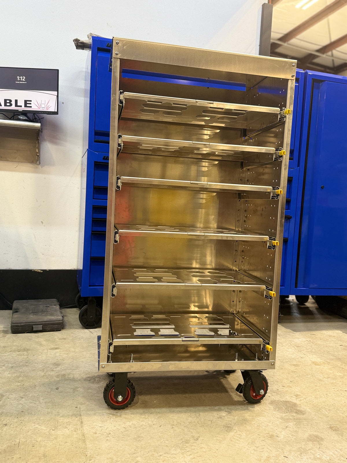 THE ROVER – Mobile Aluminum Tool Rack, Compatible with Milwaukee® PACKOUT™