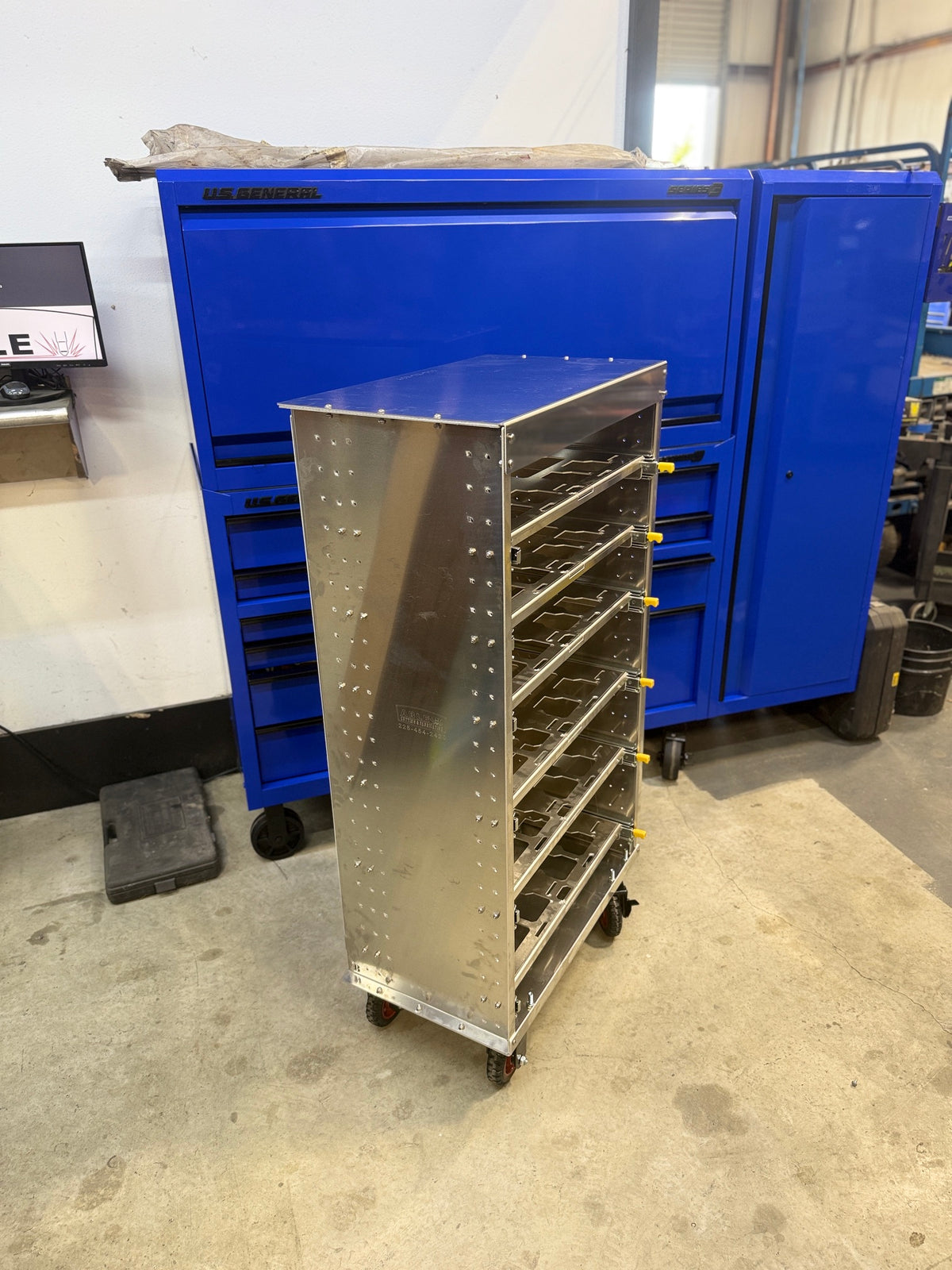 THE ROVER – Mobile Aluminum Tool Rack, Compatible with Milwaukee® PACKOUT™