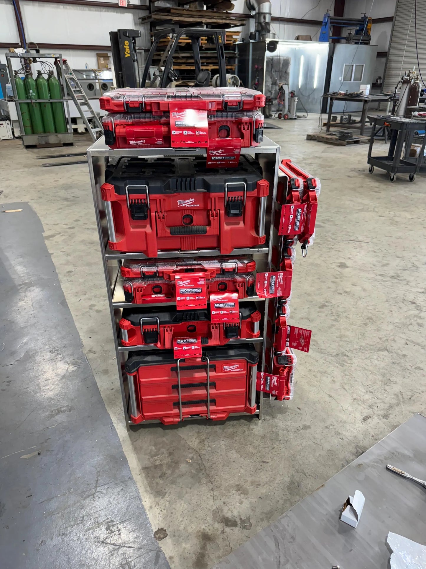Milwaukee packout shelf rack system full size tool box, railing version
