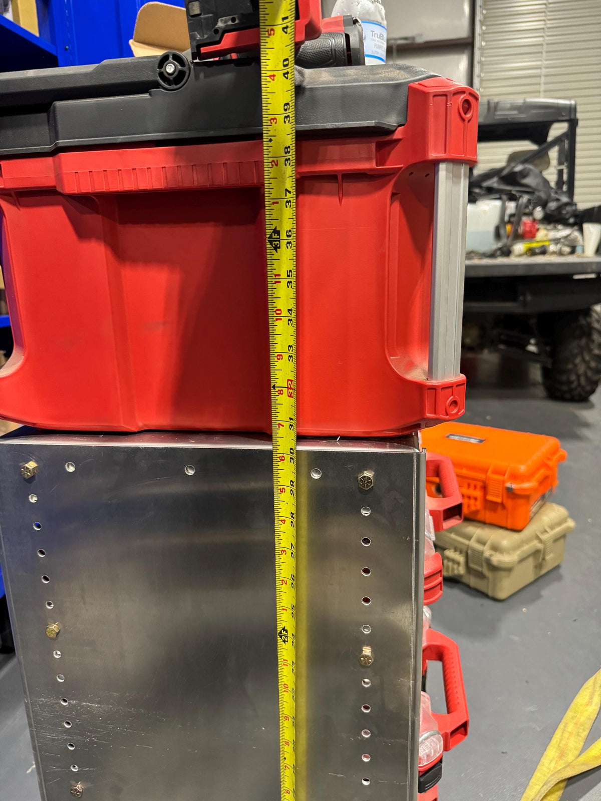 THE CORE – Narrow Aluminum Tool Rack, Compatible with Milwaukee® PACKOUT™ Organizers