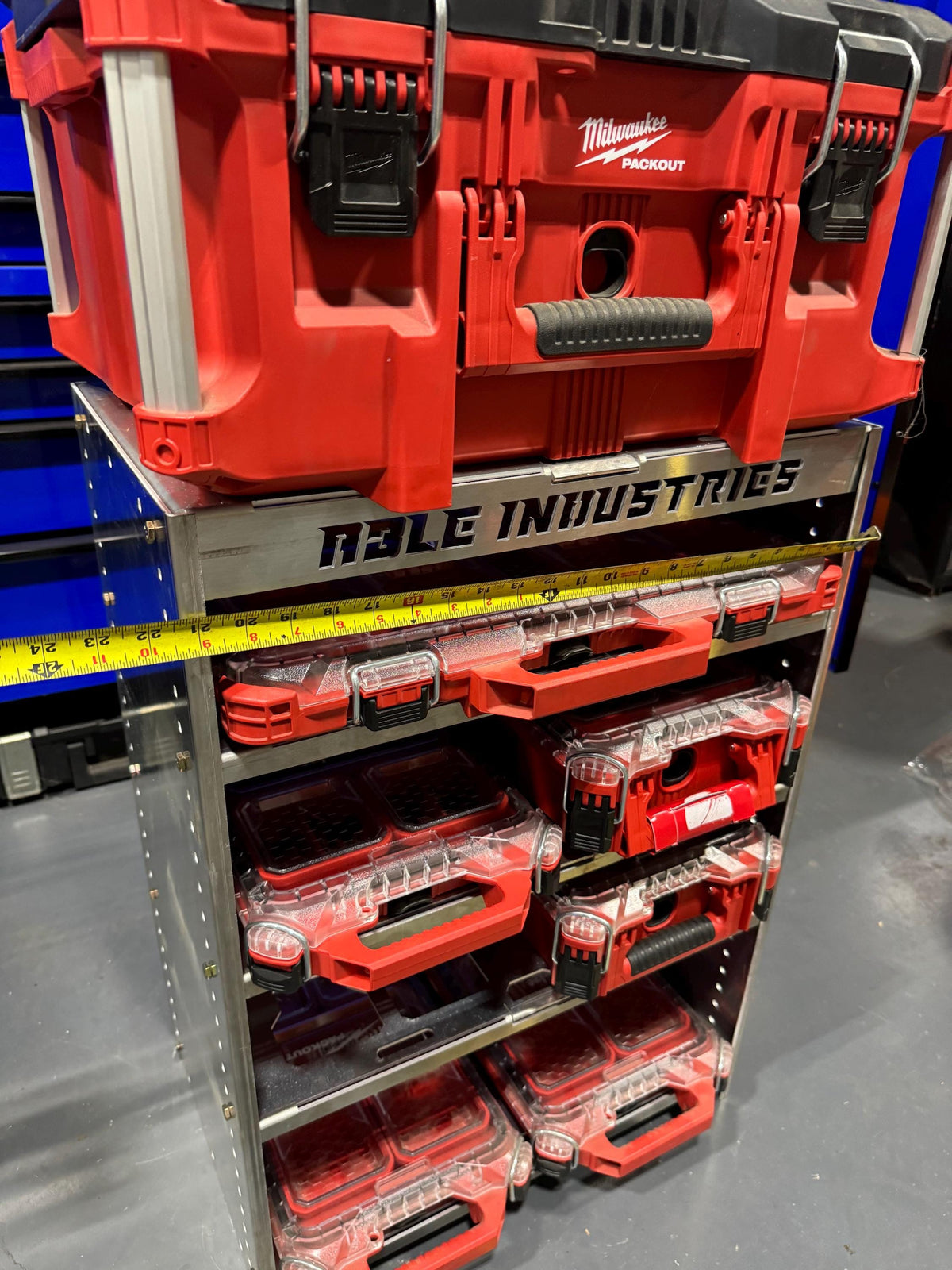 THE CORE – Narrow Aluminum Tool Rack, Compatible with Milwaukee® PACKOUT™ Organizers