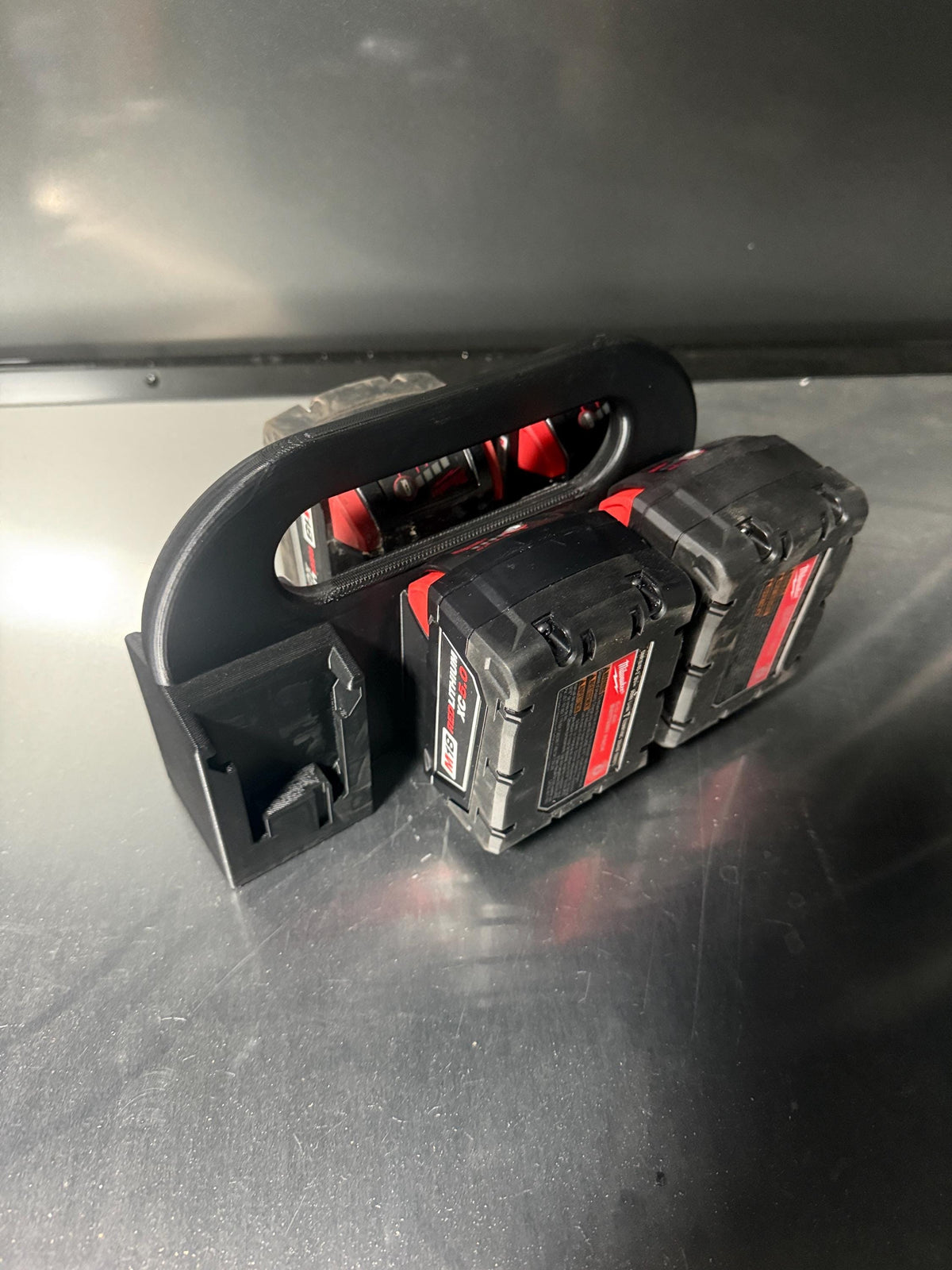 3D-Printed Carry Caddy for Milwaukee® M18 Batteries – Holds 6