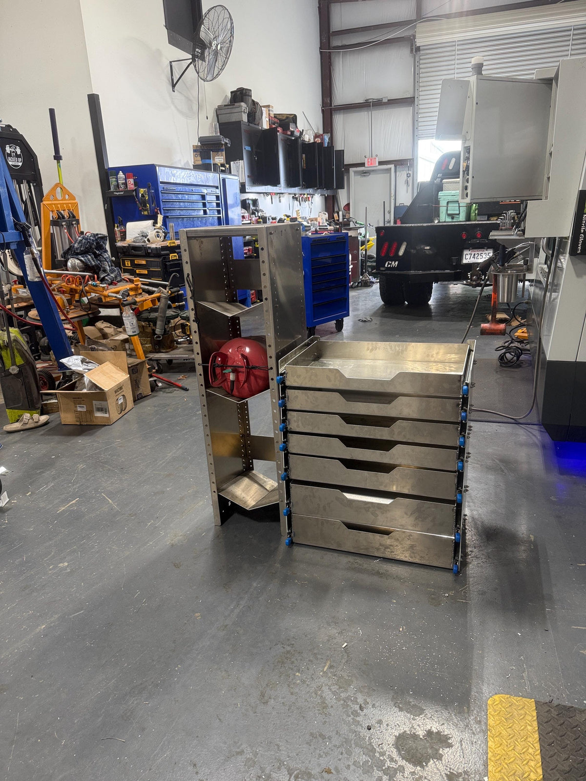 Heavy-Duty All-Aluminum Tool Box – Drawer Storage System for Service Trucks & Trailers